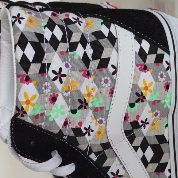 BRAND NEW VANS SK8-HI CHECKBOARD CUBE SNEAKERS - Picture 11 of 16